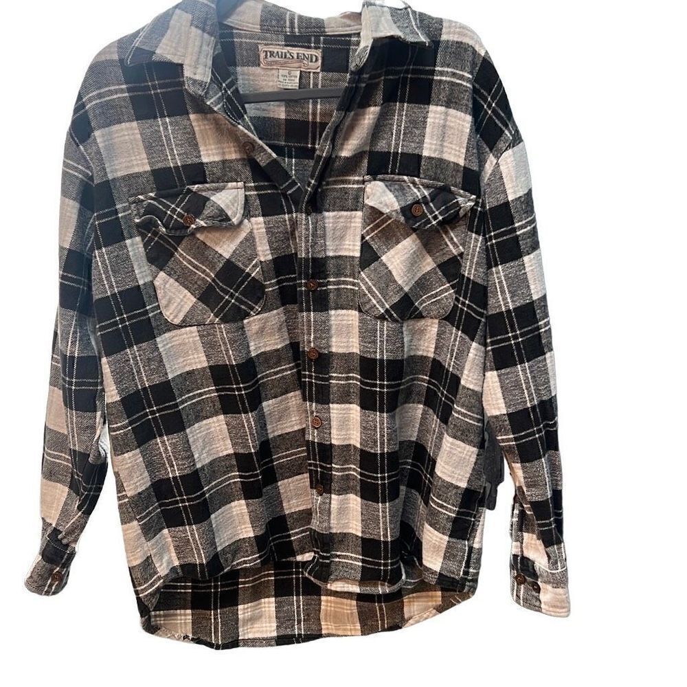 Trail's End Men's Black and White Plaid Button-Up Shirt Size Large